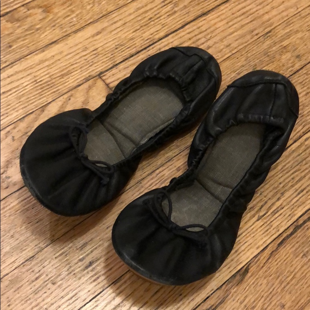 Gap black ballet flats size 8